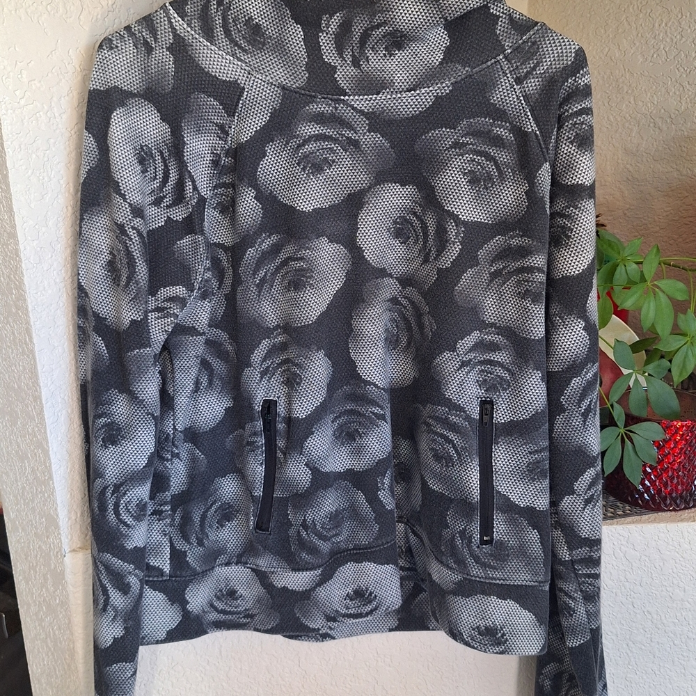 Funky Rose Pullover Sweatshirt - Picture 4 of 9